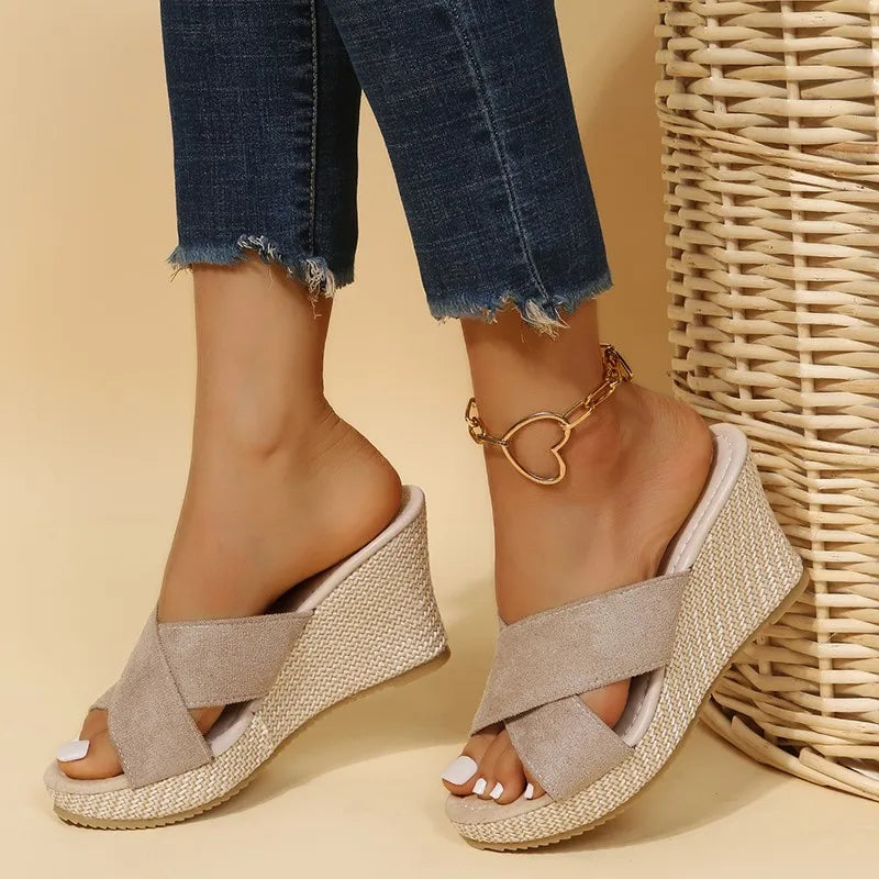 Jevie - Chic Wedge Sandals